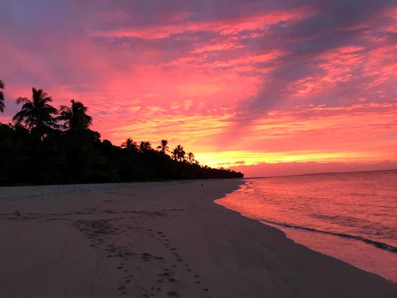 Serenity Beaches Resort Uoleva Island Buitenkant foto